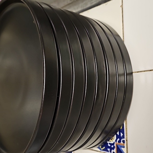 Stone + Lain 8 Piece Stoneware Dinnerware Set Matte Black Salad Plates - Picture 3 of 4